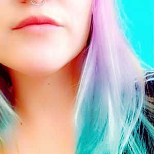 Meet your Posher, Briana